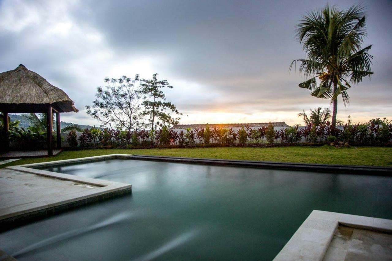 Villa Putih Lovina Exterior foto